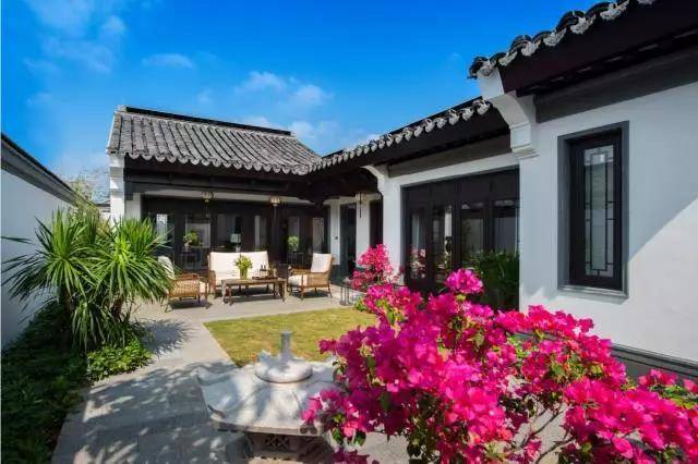 绿城桃李春风别墅实景图