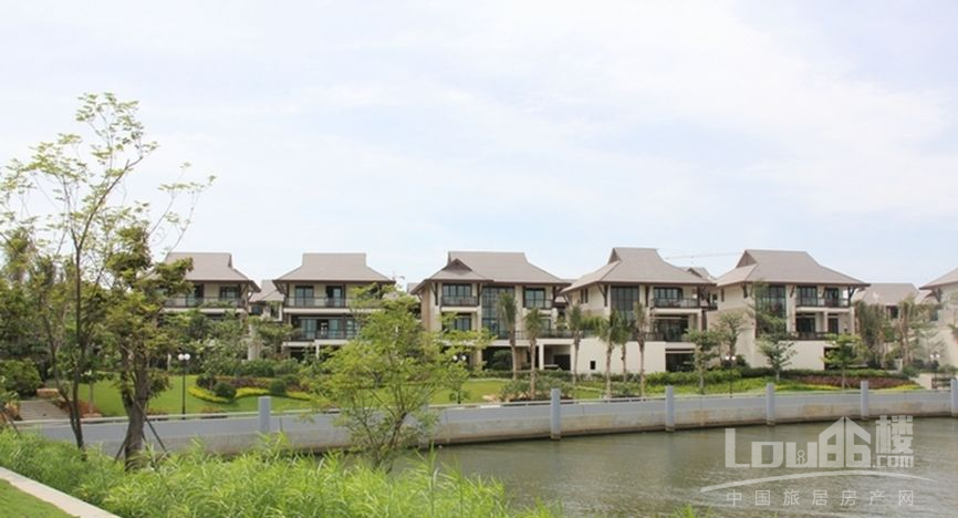 雅居乐山海间实景图