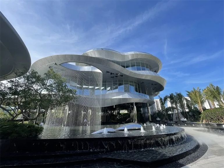 世茂三亚国际金融中心预计2023年下半年交房，平层均价28000元/㎡(图1)