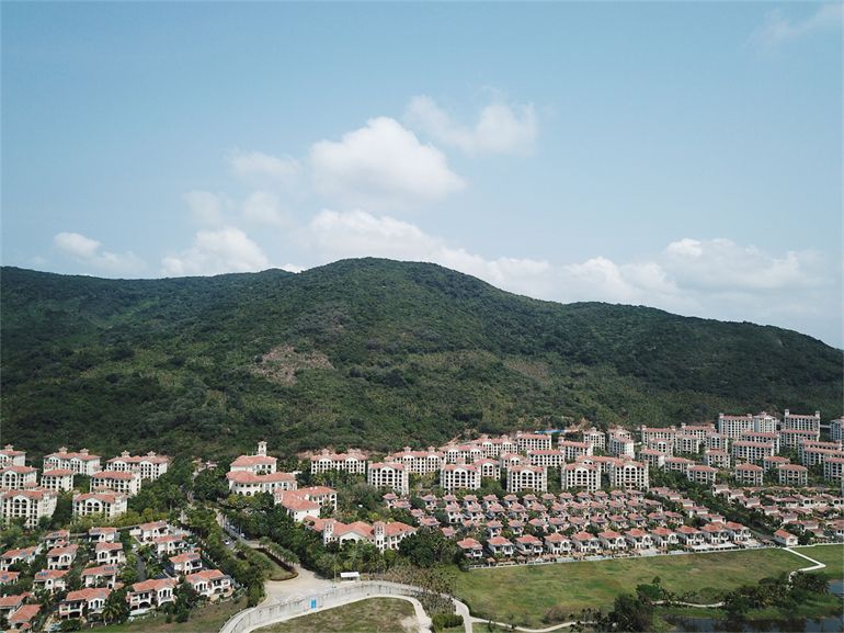 万宁盛润南燕湾别墅带私家泳池花园,均价54000元/㎡(图2) 万宁盛润南燕湾别墅带私家泳池花园,均价54000元/㎡(图2)